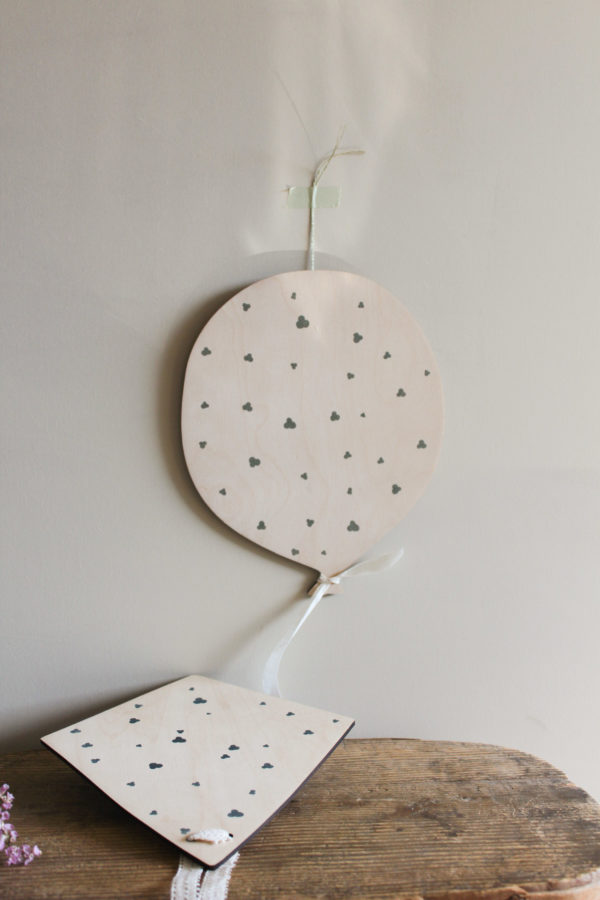 Ballon en bois - Motif gris
