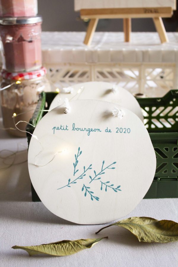 Médaillon en bois - Petit bourgeon de 2020 - bleu