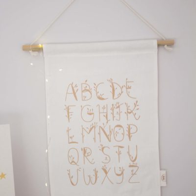 Affiche en tissu grand format - Abécédaire beige
