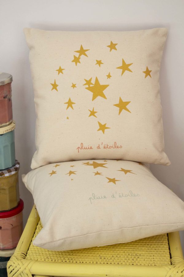 Coussin pluie d'étoiles - rose