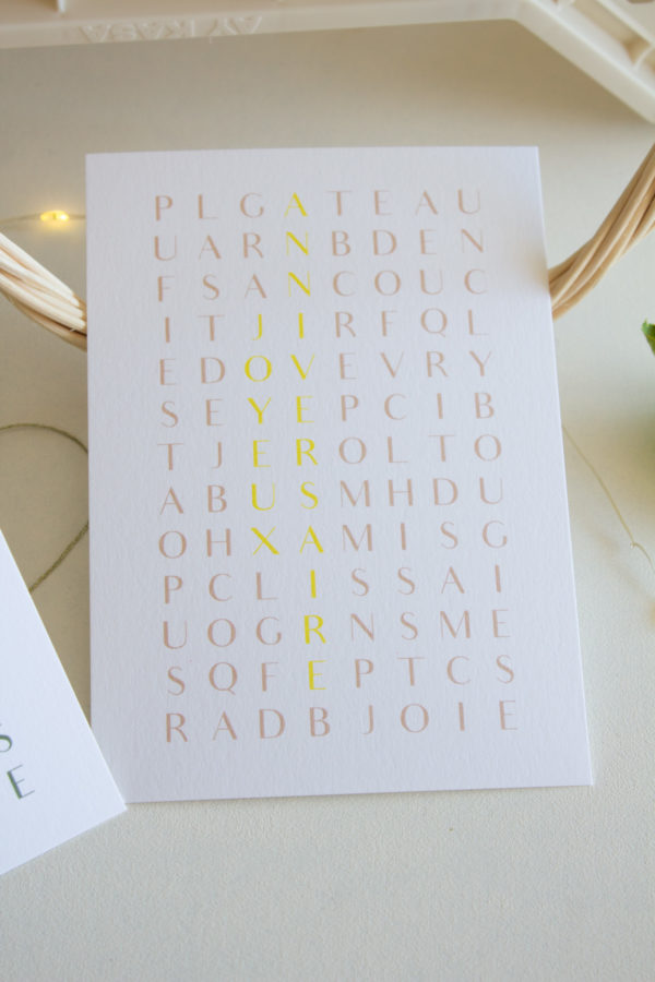 Carte postale d'anniversaire "les mots" - Rose