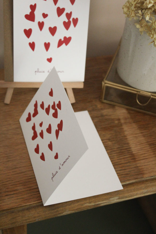 Carte postale pluie d'amour à volet - rouge