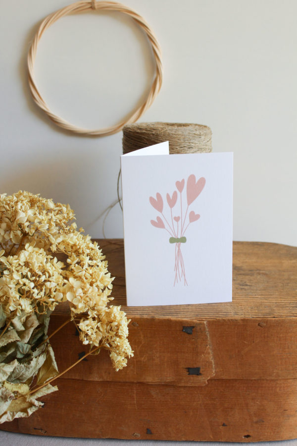Carte postale bouquet de coeurs - rose à volet