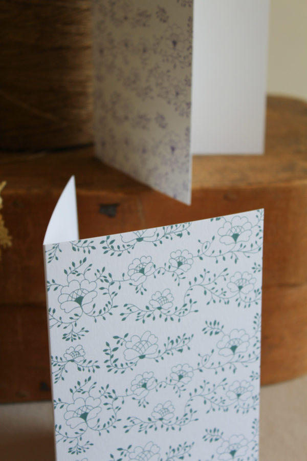 Carte postale motif Mathilde - vert-bleu à volet