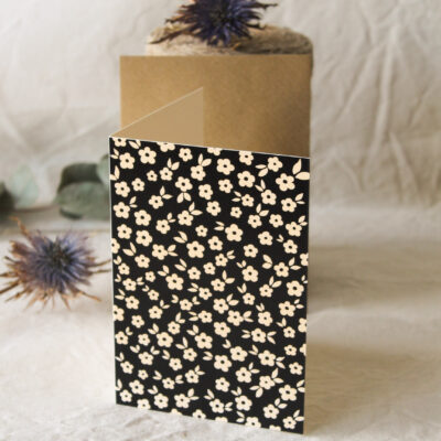 Carte postale Petites fleurs - à volet