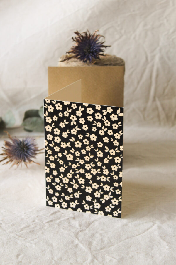 Carte postale Petites fleurs - à volet