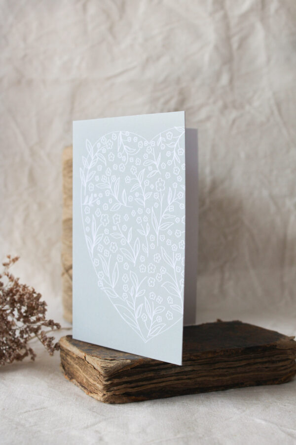 Carte postale Coeur de fleurs à volet